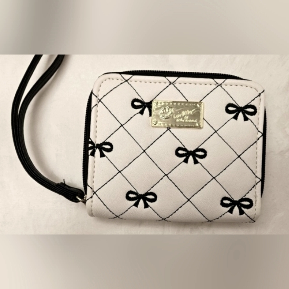 BETSEY JOHNSON WALLET - BLACK & WHITE W/ BLACK RIBBON BOWS